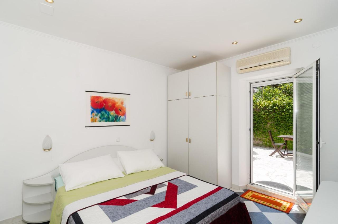 Wisteria Apartment ดูบรอฟนิก ภายนอก รูปภาพ