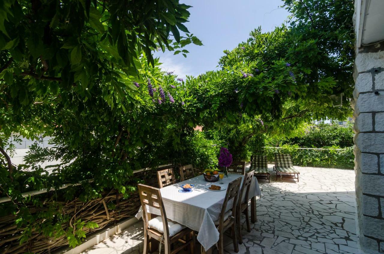 Wisteria Apartment ดูบรอฟนิก ภายนอก รูปภาพ