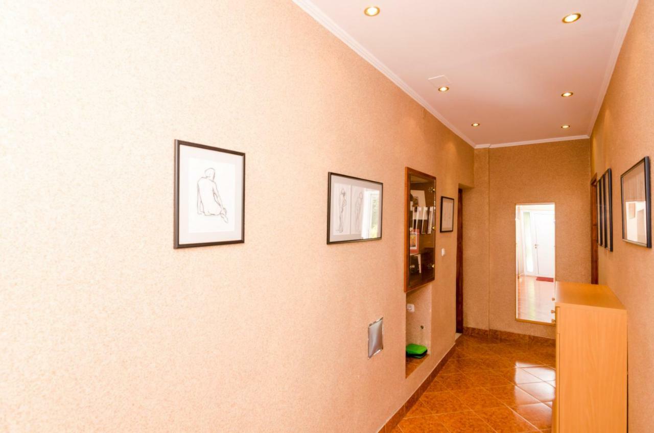 Wisteria Apartment ดูบรอฟนิก ภายนอก รูปภาพ