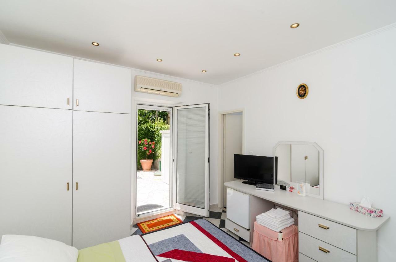 Wisteria Apartment ดูบรอฟนิก ภายนอก รูปภาพ