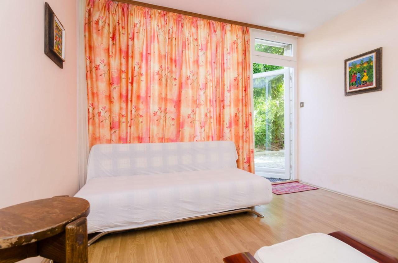 Wisteria Apartment ดูบรอฟนิก ภายนอก รูปภาพ